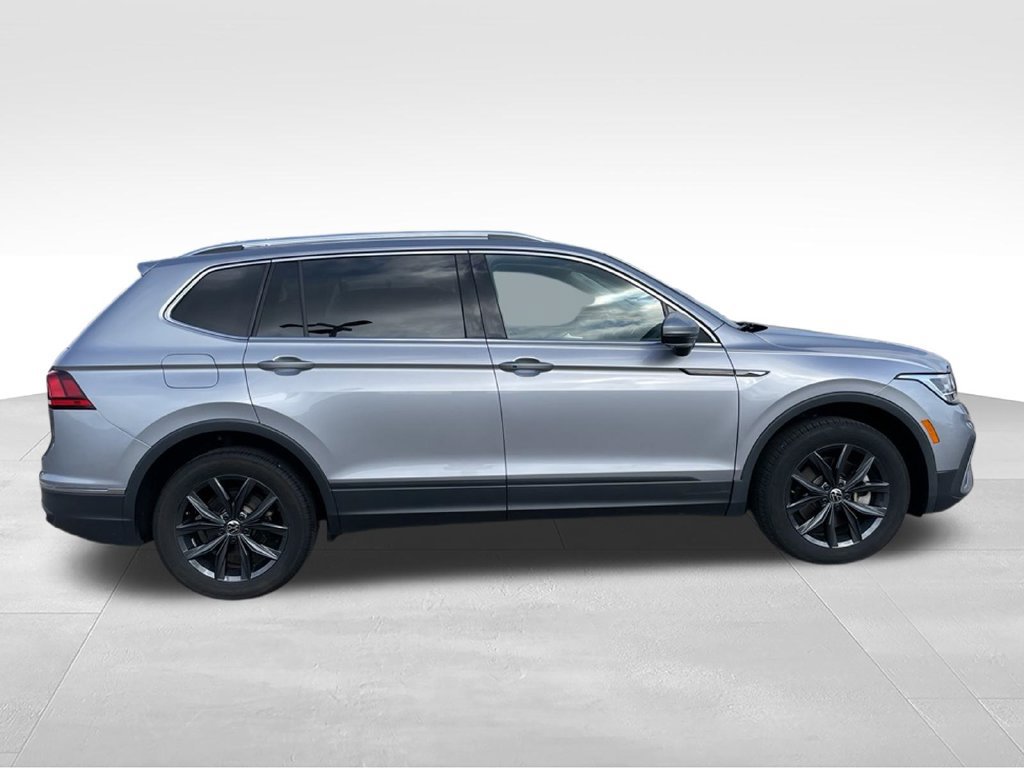 Used 2024 Volkswagen Tiguan Wolfsburg Edition AWD/4WD image 24
