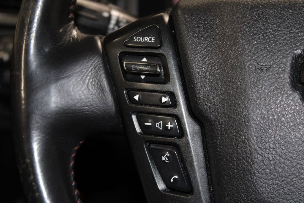 Used 2020 Nissan Titan PRO-4X w/ Pro-4x Convenience Package AWD/4WD image 35