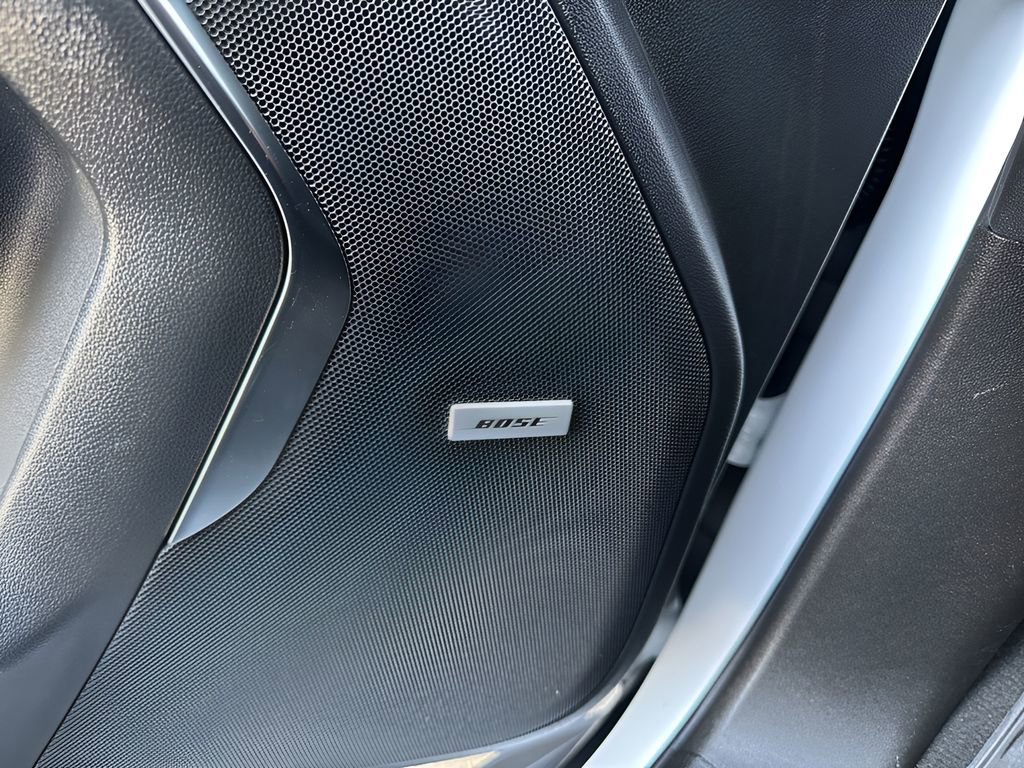 Used 2025 GMC Yukon XL Elevation w/ LPO, Elevation Black Package AWD/4WD image 24