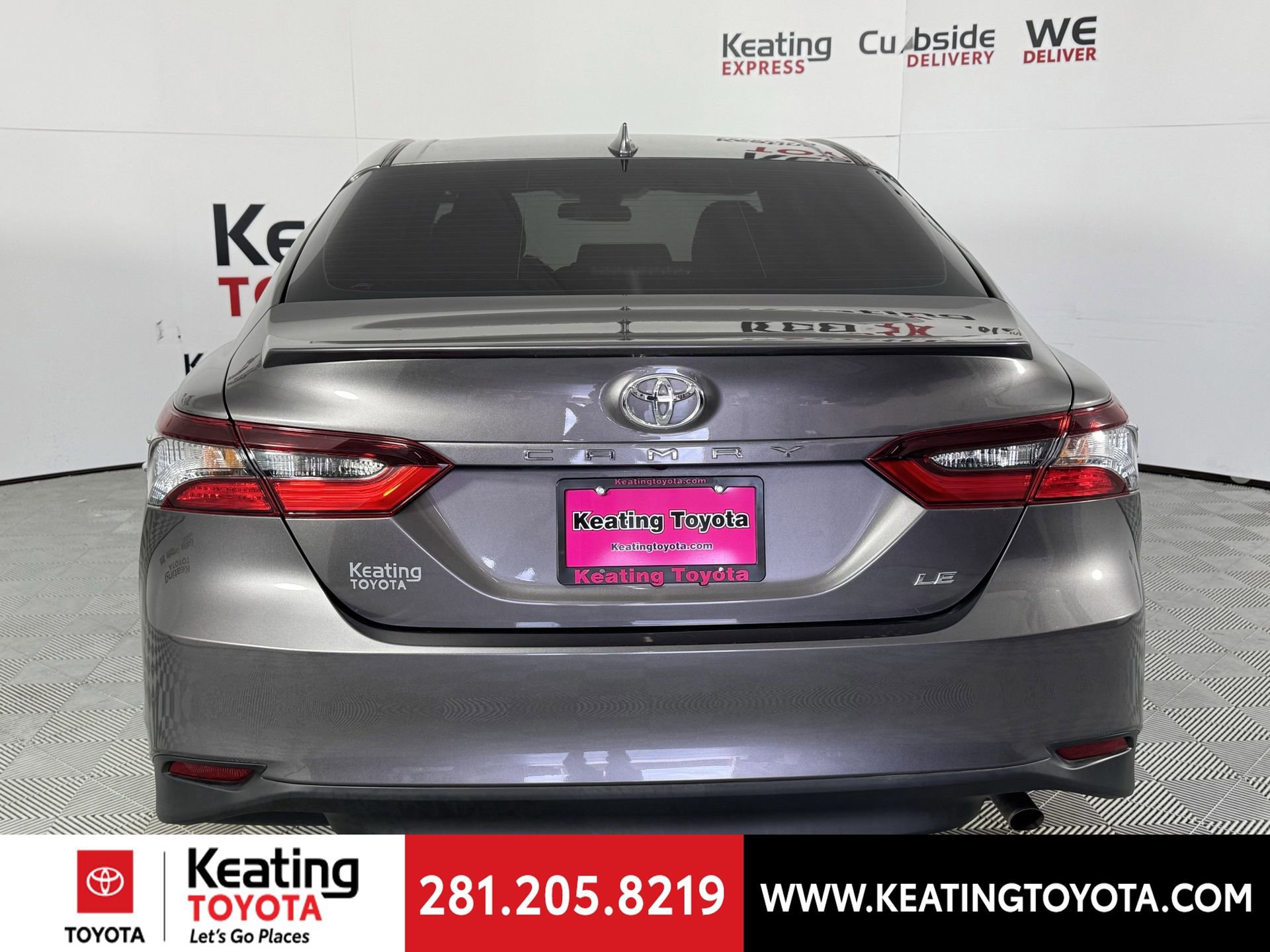 Used 2022 Toyota Camry LE image 6