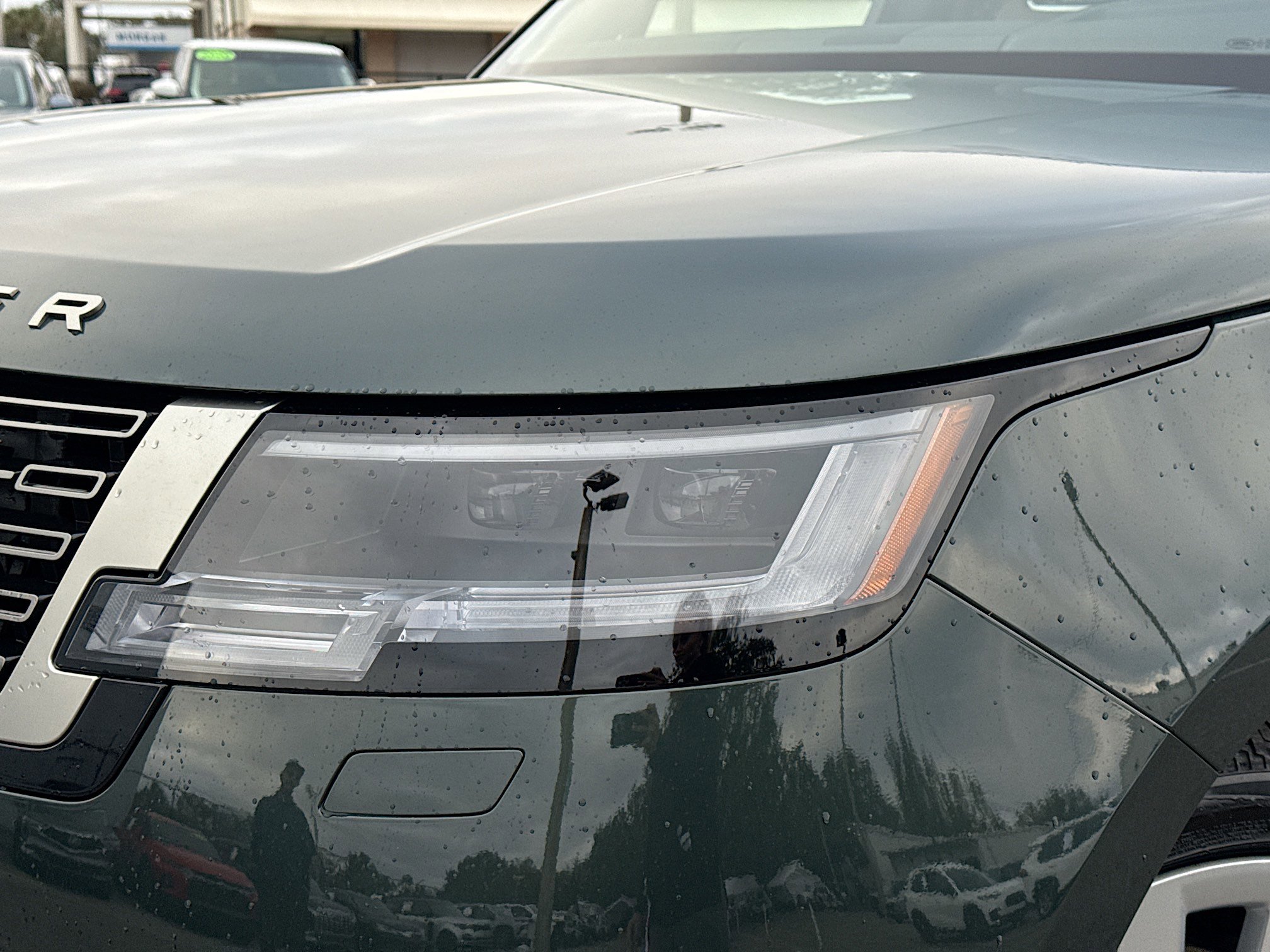 New 2026 Land Rover Range Rover SE image 9