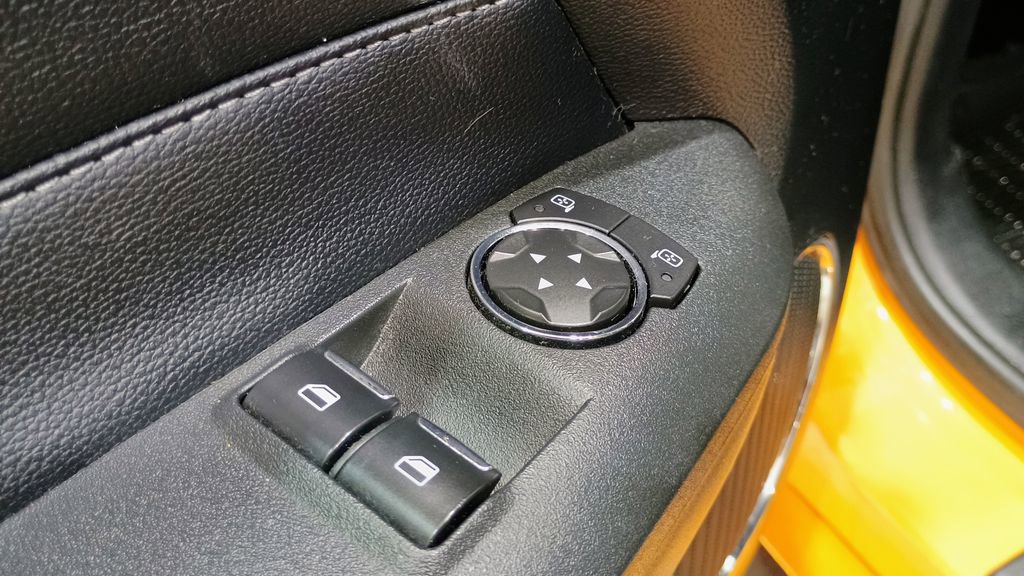 Used 2022 Ford Mustang Premium w/ Ford Safe & Smart Package image 15