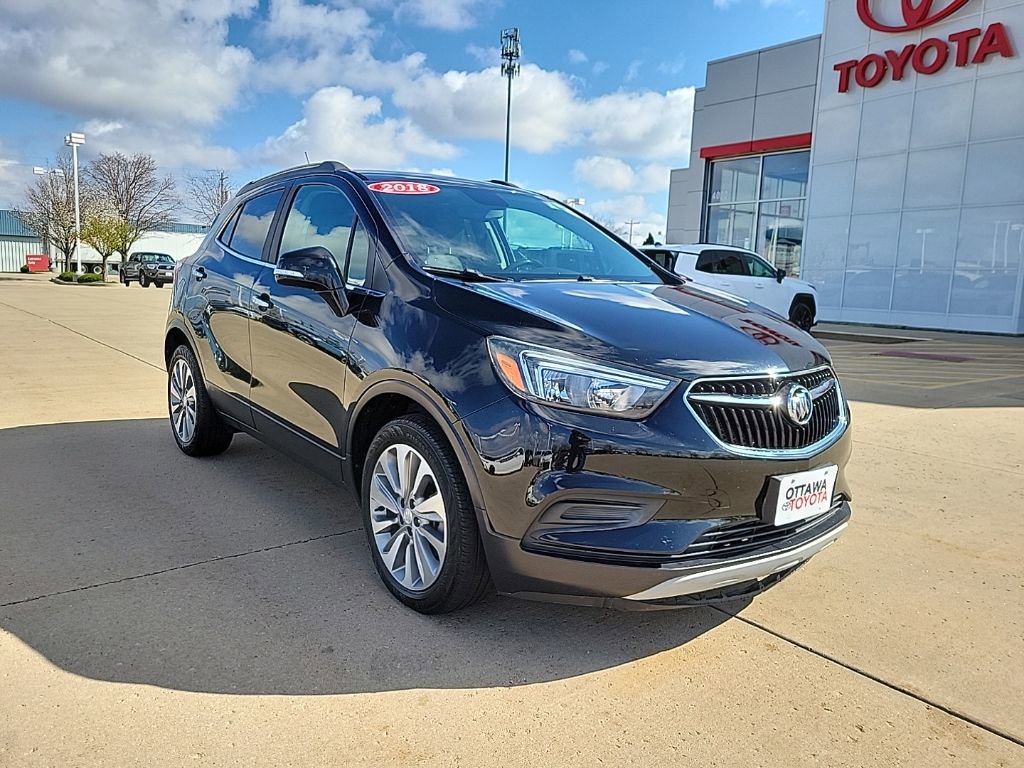 Used 2018 Buick Encore Preferred image 1