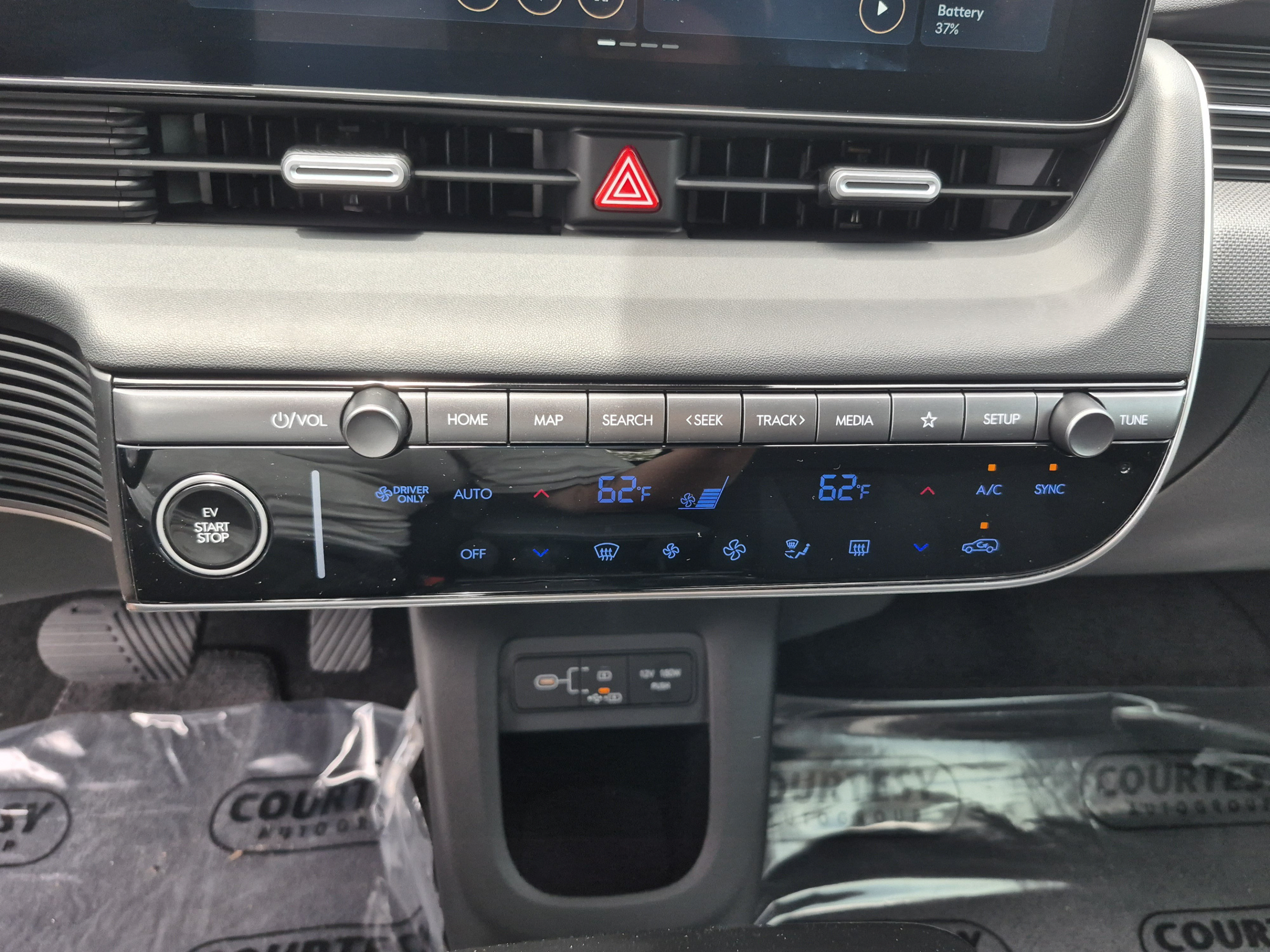 New 2026 Hyundai Ioniq 5 SE AWD/4WD image 24
