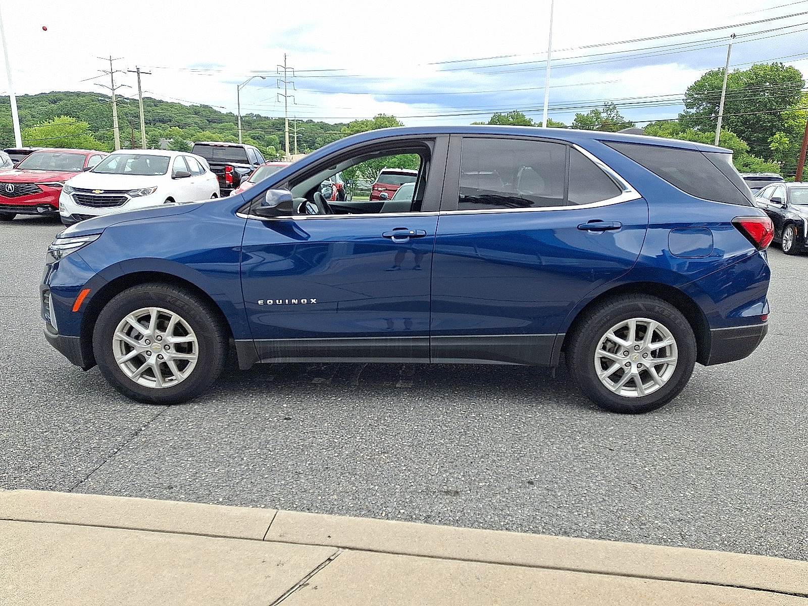 Certified 2022 Chevrolet Equinox LT FWD image 4