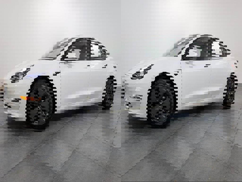 Used 2021 Tesla Model 3 Long Range image 3