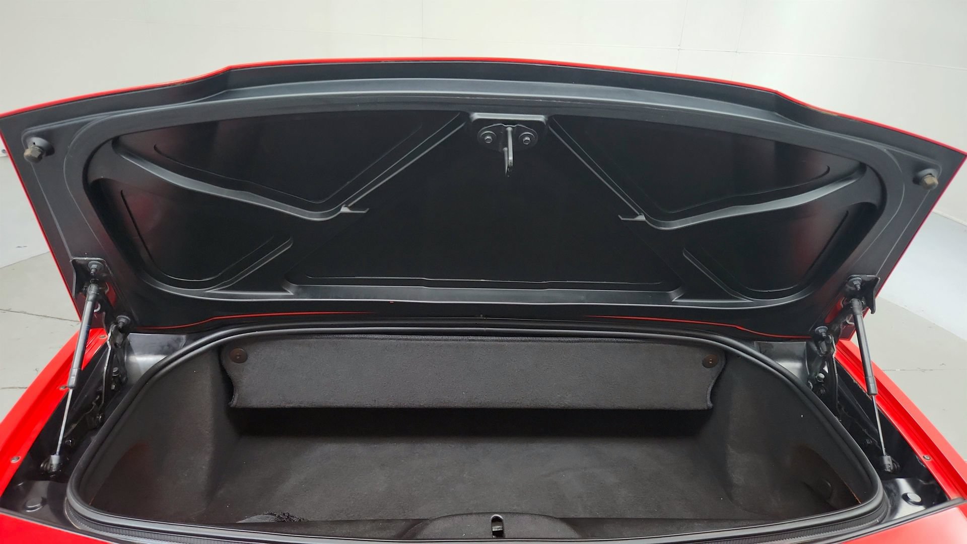 Used 2016 Chevrolet Corvette Stingray Convertible w/ 2LT Preferred Equipment Group RWD image 22