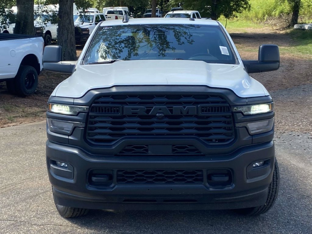 New 2026 RAM 2500 Tradesman AWD/4WD image 2