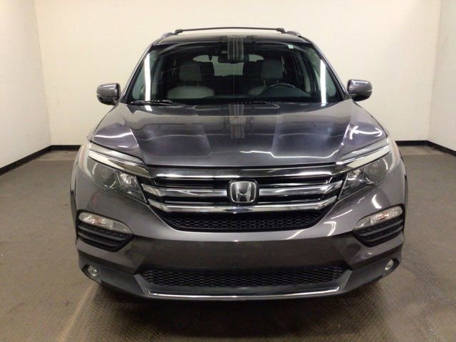 Used 2017 Honda Pilot Elite image 2