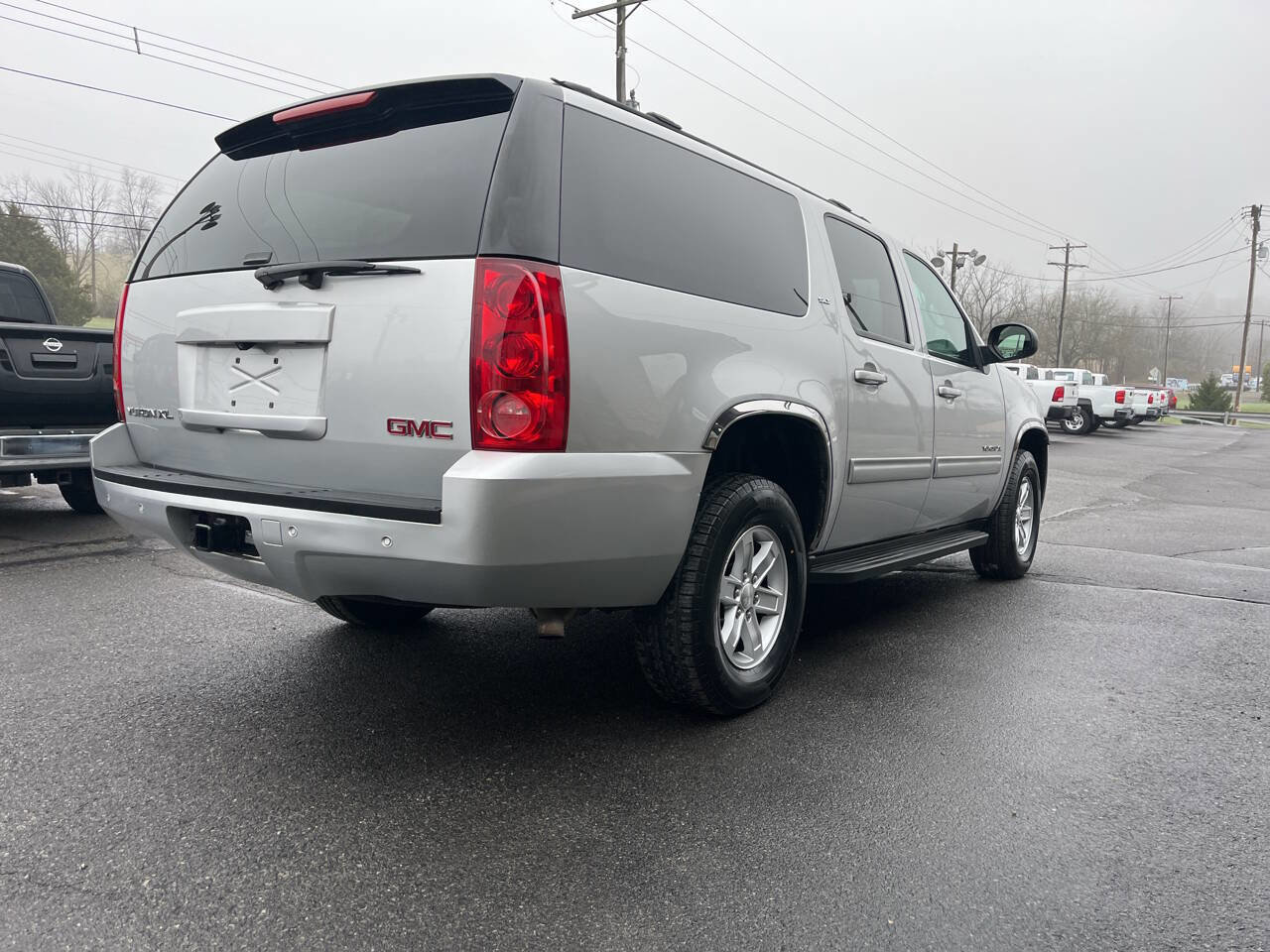 Used 2014 GMC Yukon XL SLT AWD/4WD image 6