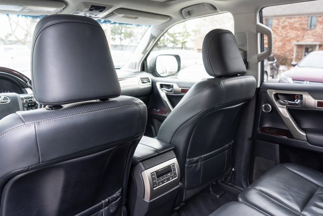 Used 2019 Lexus GX 460 Luxury image 35