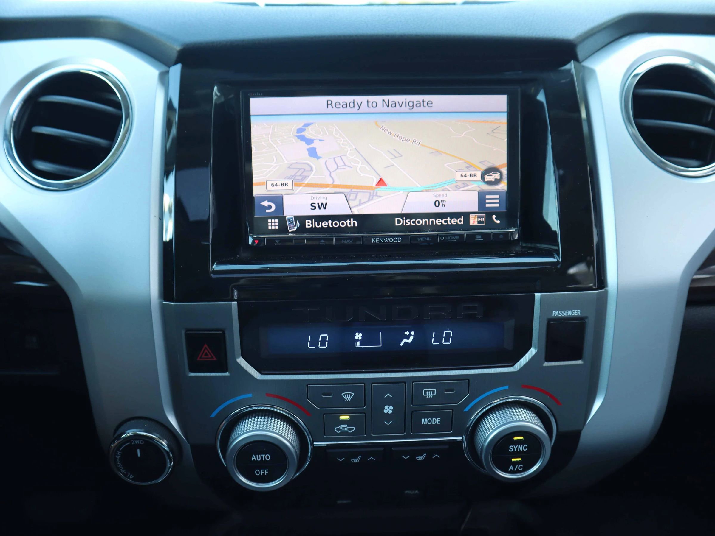 Used 2015 Toyota Tundra Limited image 23