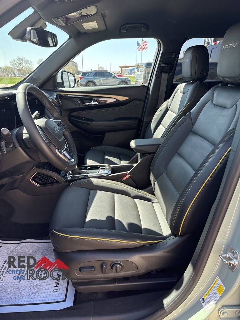 Used 2024 Chevrolet TrailBlazer ACTIV w/ Convenience Package AWD/4WD image 9