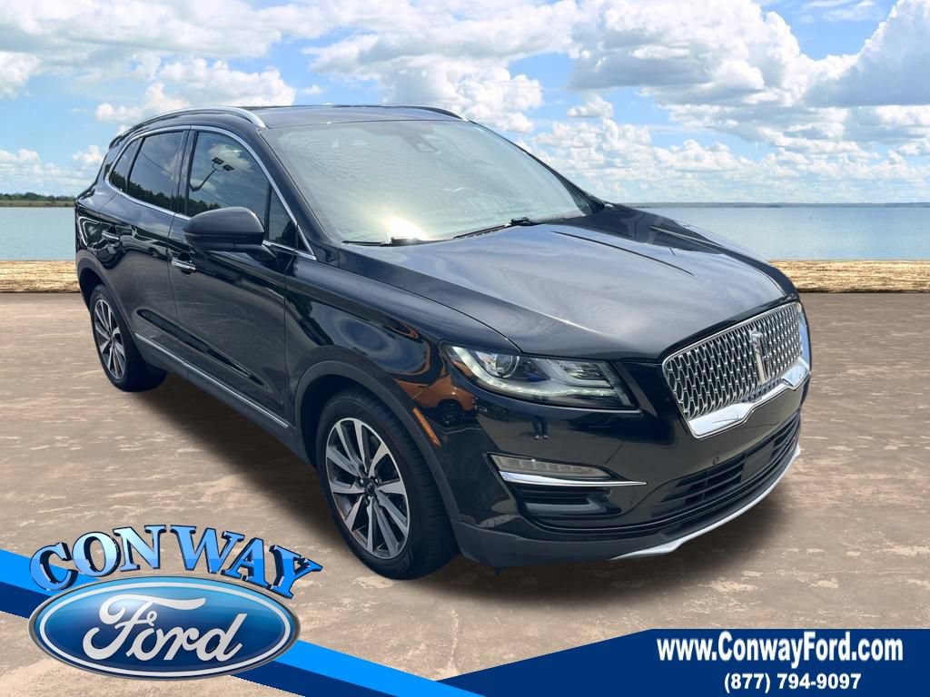 Used 2019 Lincoln MKC Reserve w/ MKC Technology Package FWD image 1