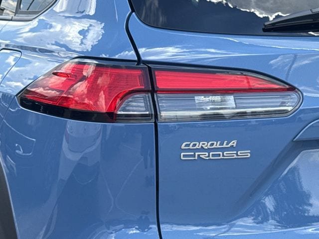 Certified 2026 Toyota Corolla Cross XLE AWD/4WD image 6