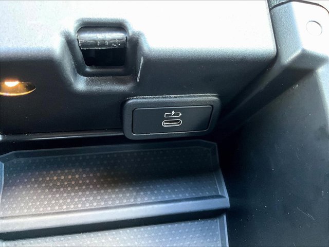 Used 2024 BMW M340i w/ Driving Assistance Package image 26