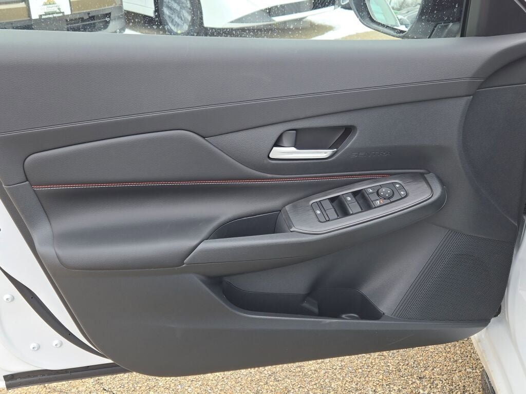 New 2026 Nissan Sentra SR image 19