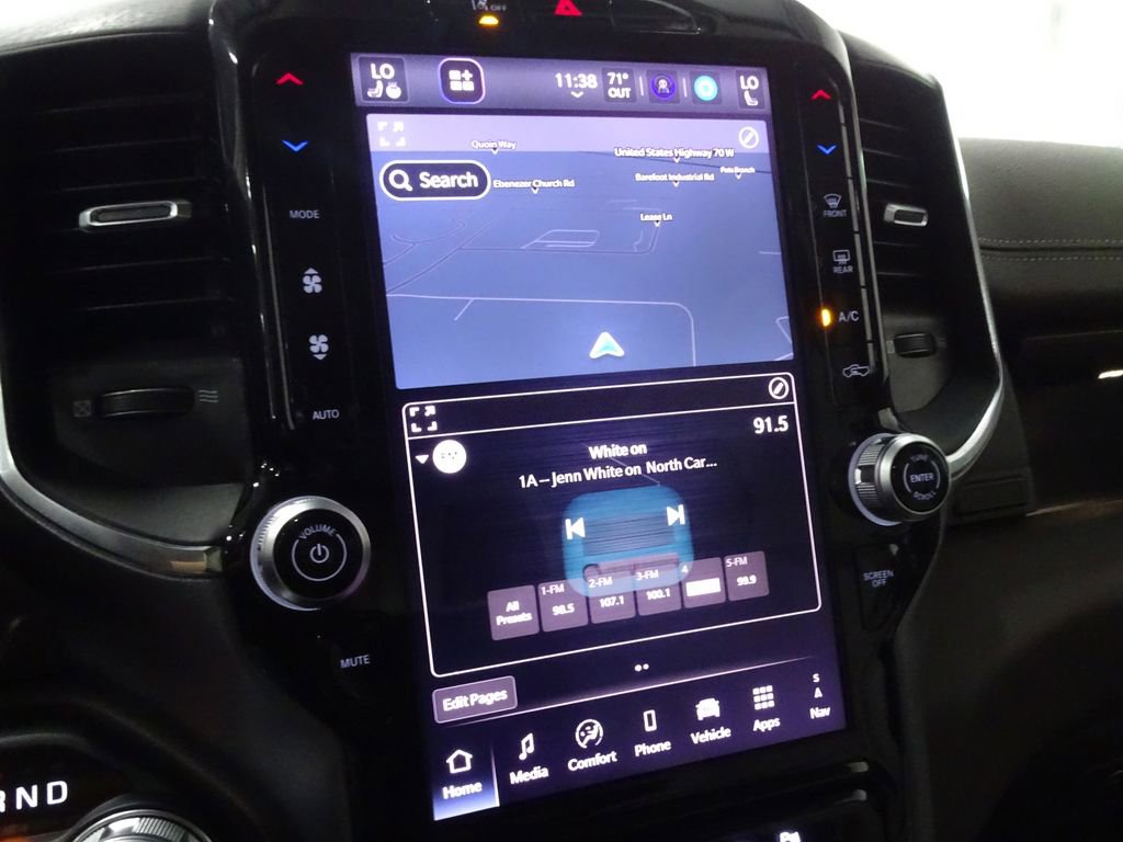 Used 2025 RAM 1500 Laramie image 26