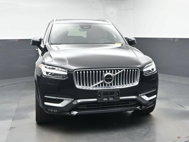 Used 2024 Volvo XC90 B6 Ultimate w/ Protection Package Premier AWD/4WD image 2