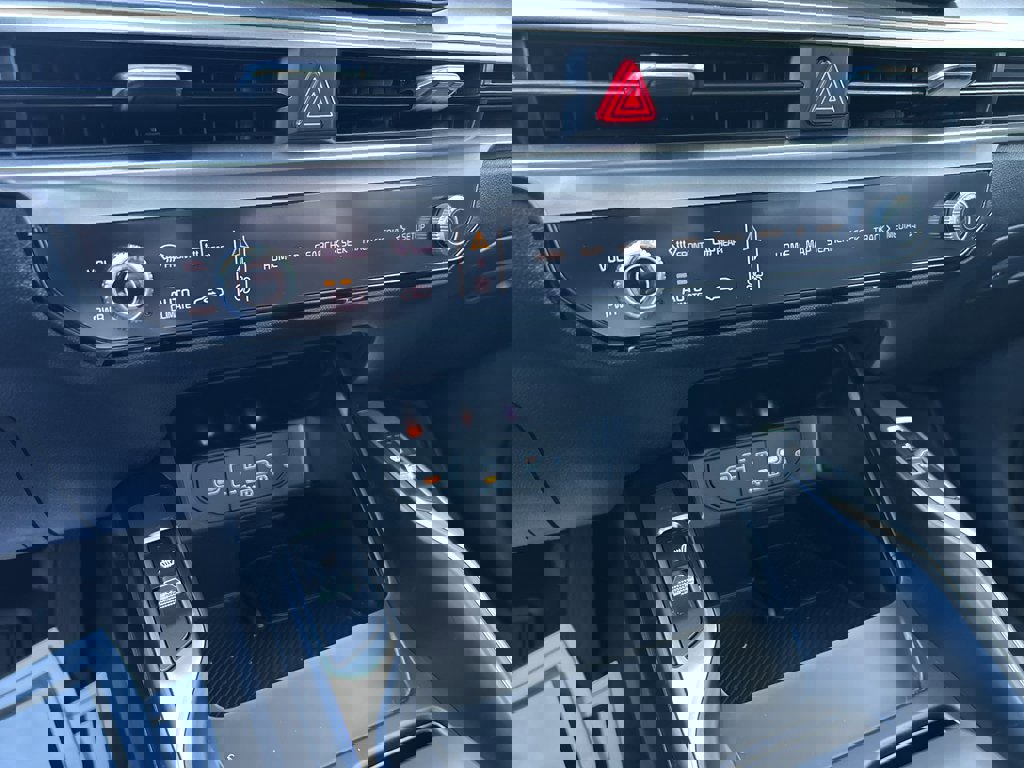 New 2026 Kia Sorento S w/ S Panoramic Sunroof Package image 23