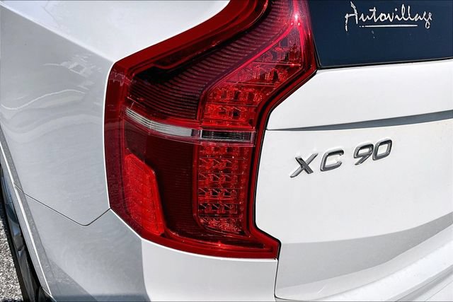 Used 2016 Volvo XC90 T6 Momentum AWD/4WD image 17