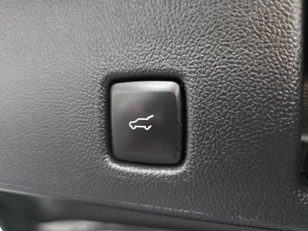 Used 2023 Ford Escape ST-Line Select AWD/4WD image 18