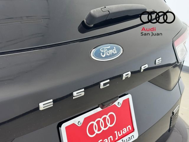 Used 2020 Ford Escape SE Sport image 10