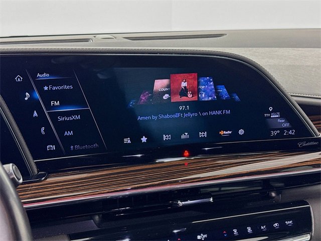 Used 2024 Cadillac Escalade ESV Luxury image 14