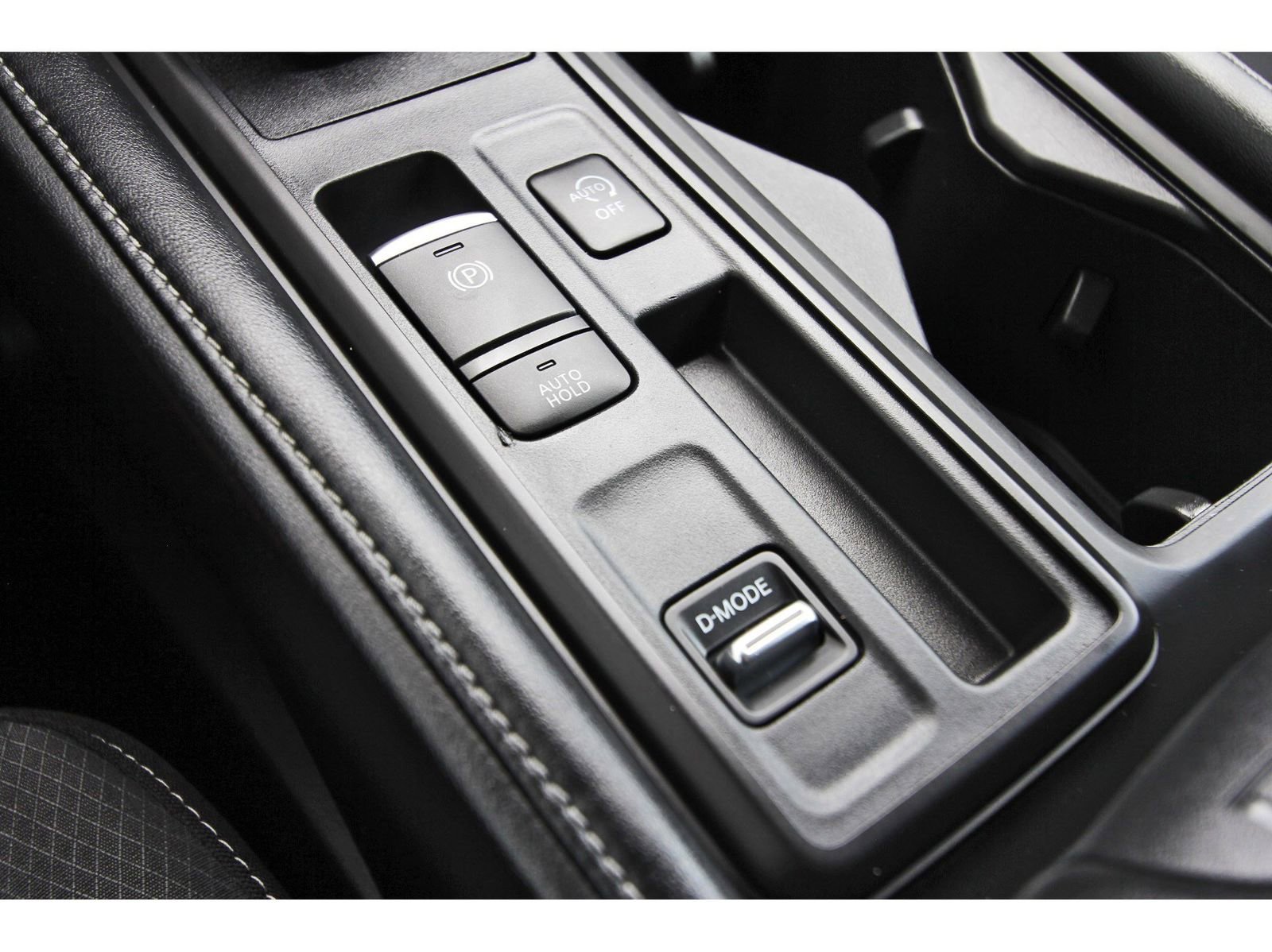 Used 2023 Nissan Pathfinder S FWD image 28