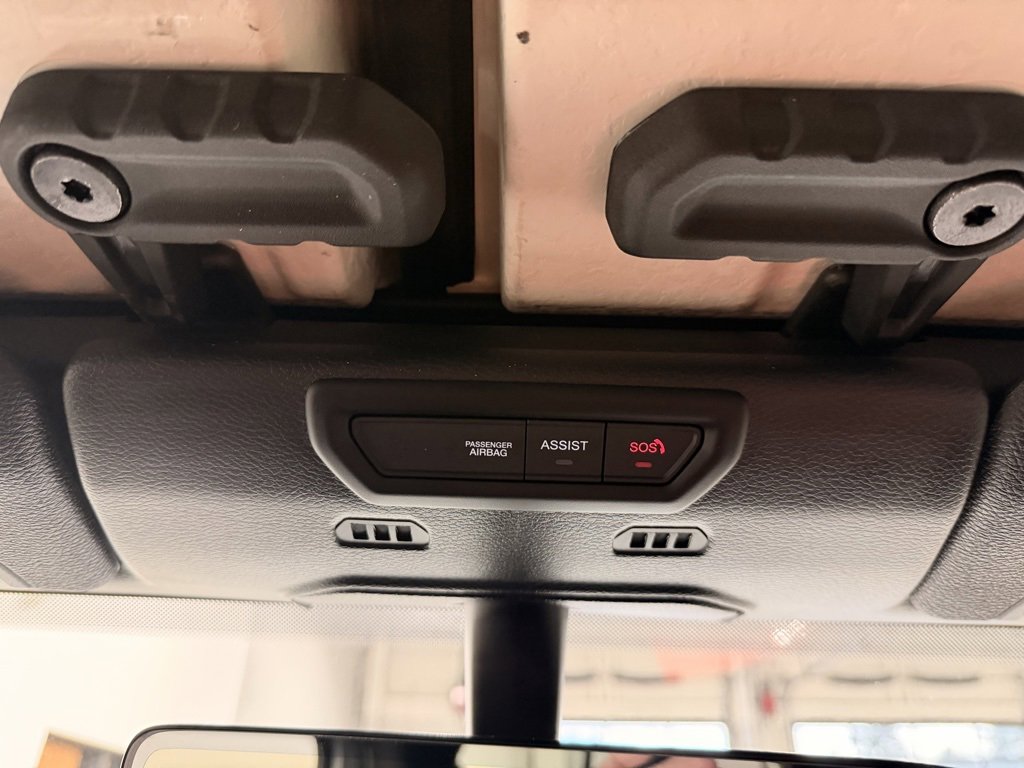 Used 2023 Jeep Wrangler Unlimited Sahara image 50