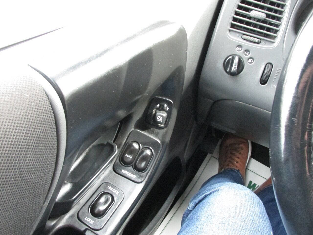 Used 2005 Ford Ranger XLT image 51