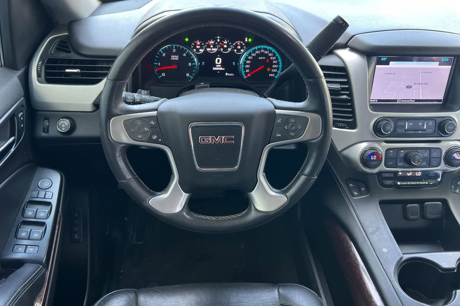Used 2017 GMC Yukon XL SLT RWD image 16