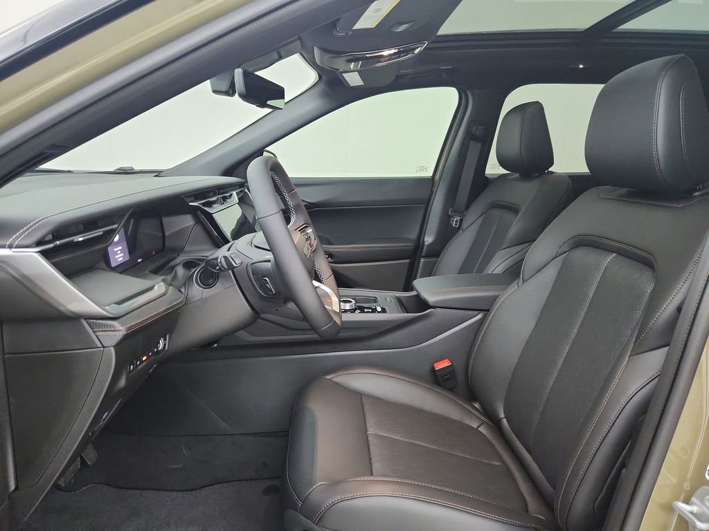 New 2026 Jeep Cherokee Overland w/ Advanced Pro Tech Group AWD/4WD image 18
