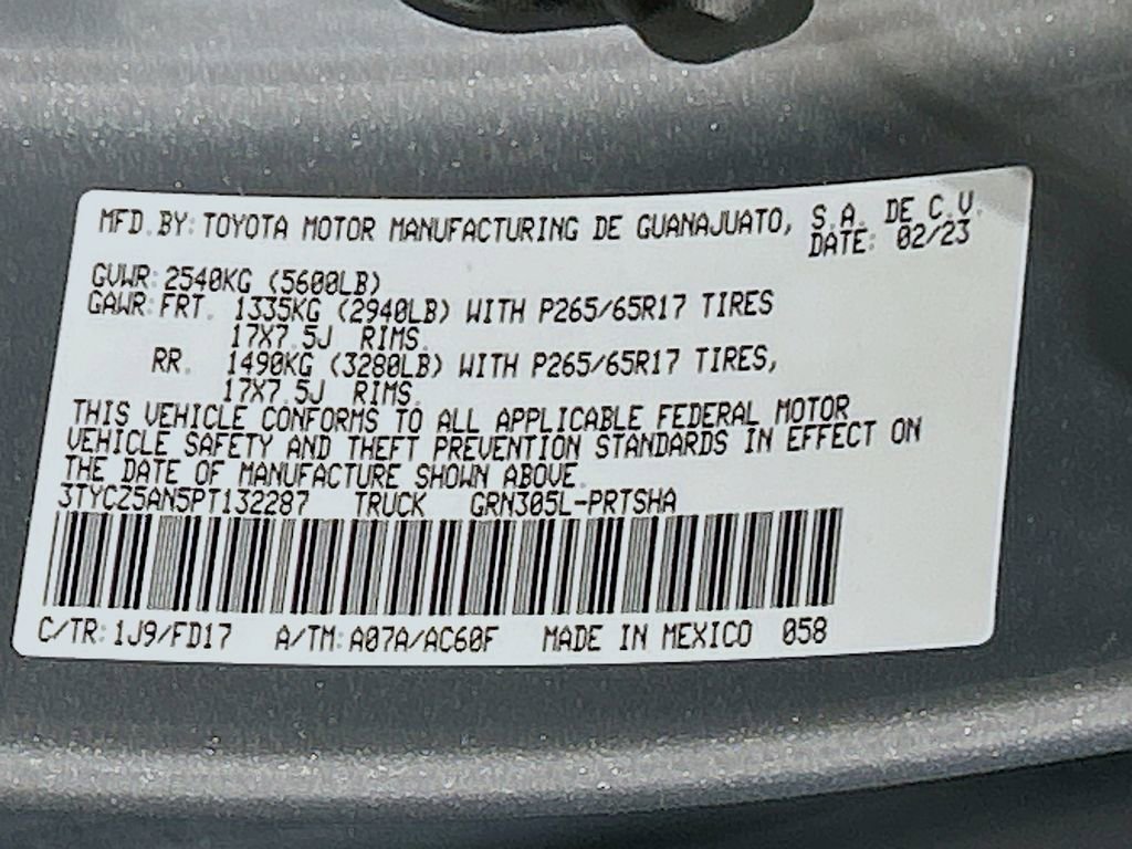 Used 2023 Toyota Tacoma TRD Sport AWD/4WD image 27