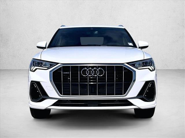 Used 2020 Audi Q3 2.0T Prestige w/ Prestige Package image 3