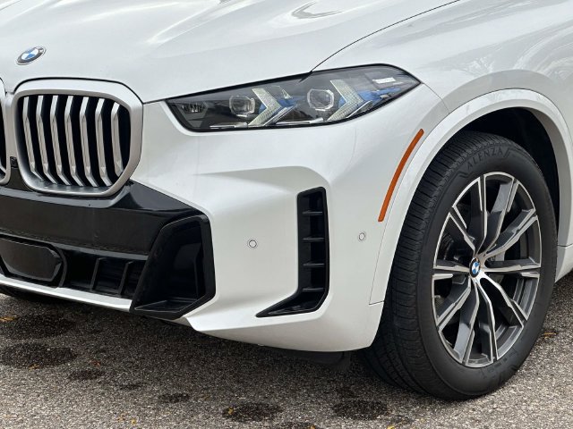 Certified 2025 BMW X5 xDrive40i AWD/4WD image 12
