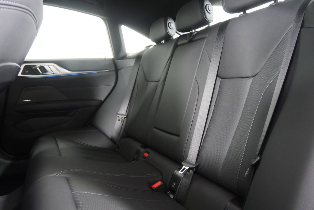 New 2026 BMW i4 eDrive40 image 16