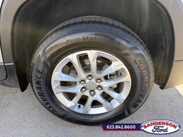 Used 2023 Chevrolet Traverse LS w/ Safety Package image 17