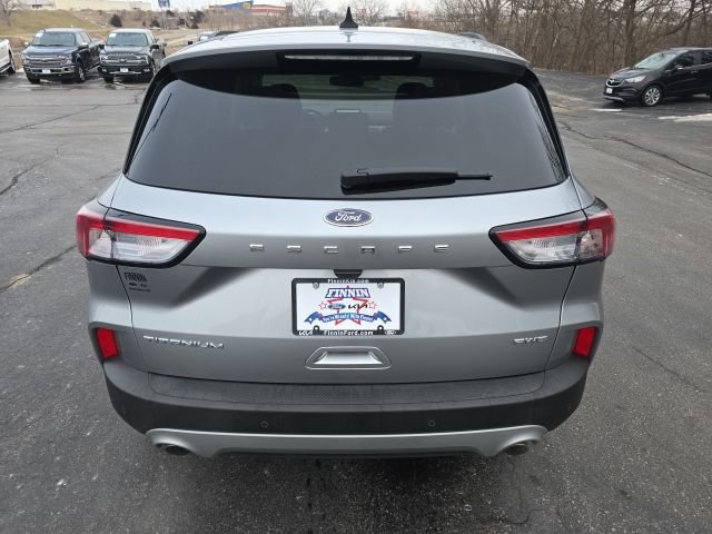 Certified 2022 Ford Escape Titanium image 12