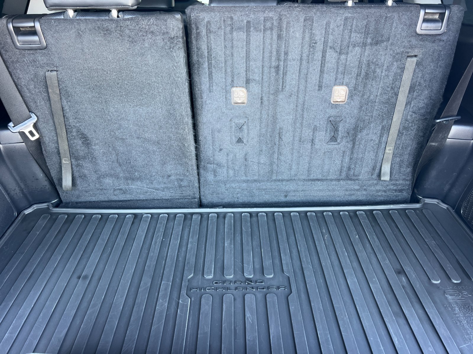 Used 2024 Toyota Grand Highlander FWD image 16