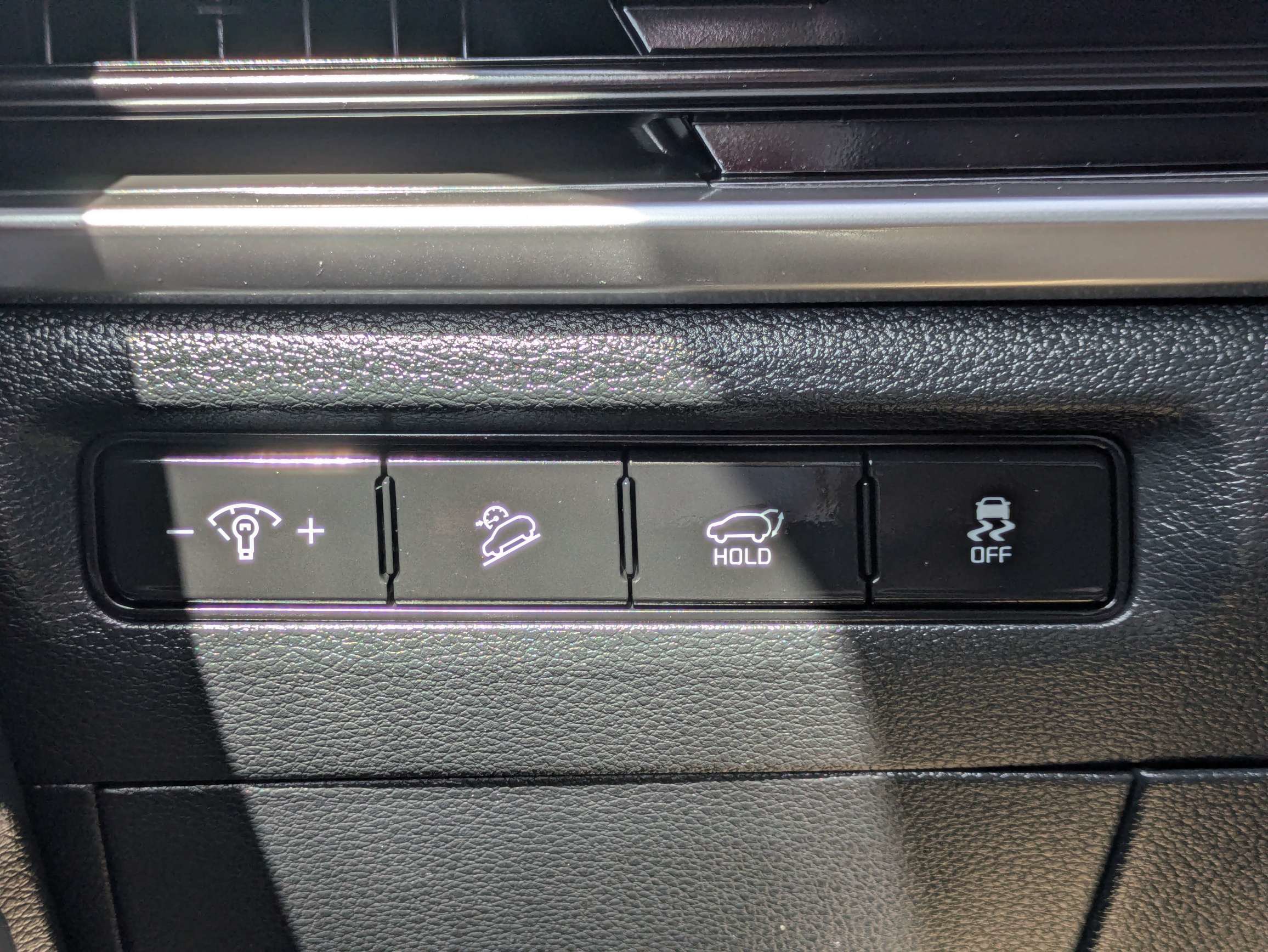 Certified 2025 Kia Telluride EX w/ EX Captain's Chair Package AWD/4WD image 32
