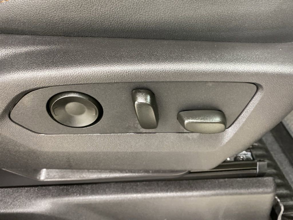 Used 2024 GMC Sierra 1500 AT4 w/ AT4 Premium Package image 31