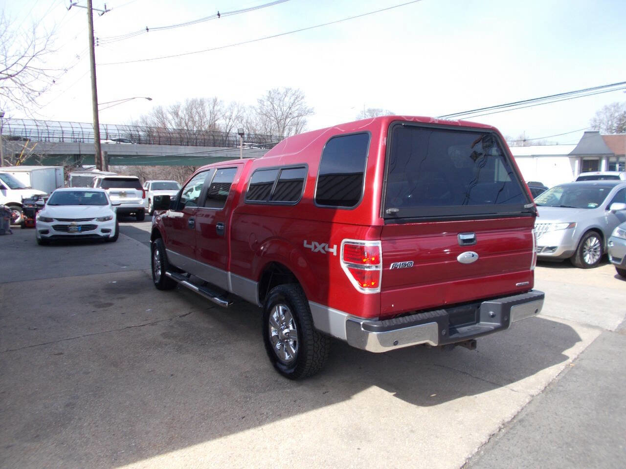 Used 2011 Ford F150 XLT w/ XLT Chrome Pkg AWD/4WD image 11