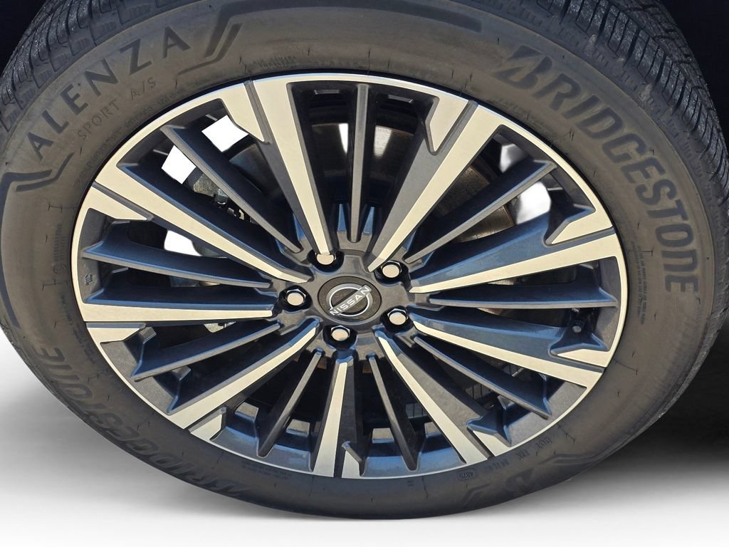 Used 2026 Nissan Pathfinder Platinum w/ Cargo Package FWD image 12