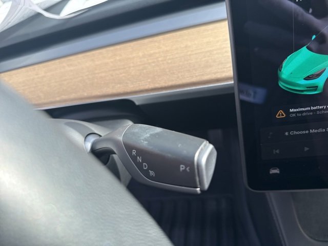 Used 2021 Tesla Model 3 Standard Range Plus image 25