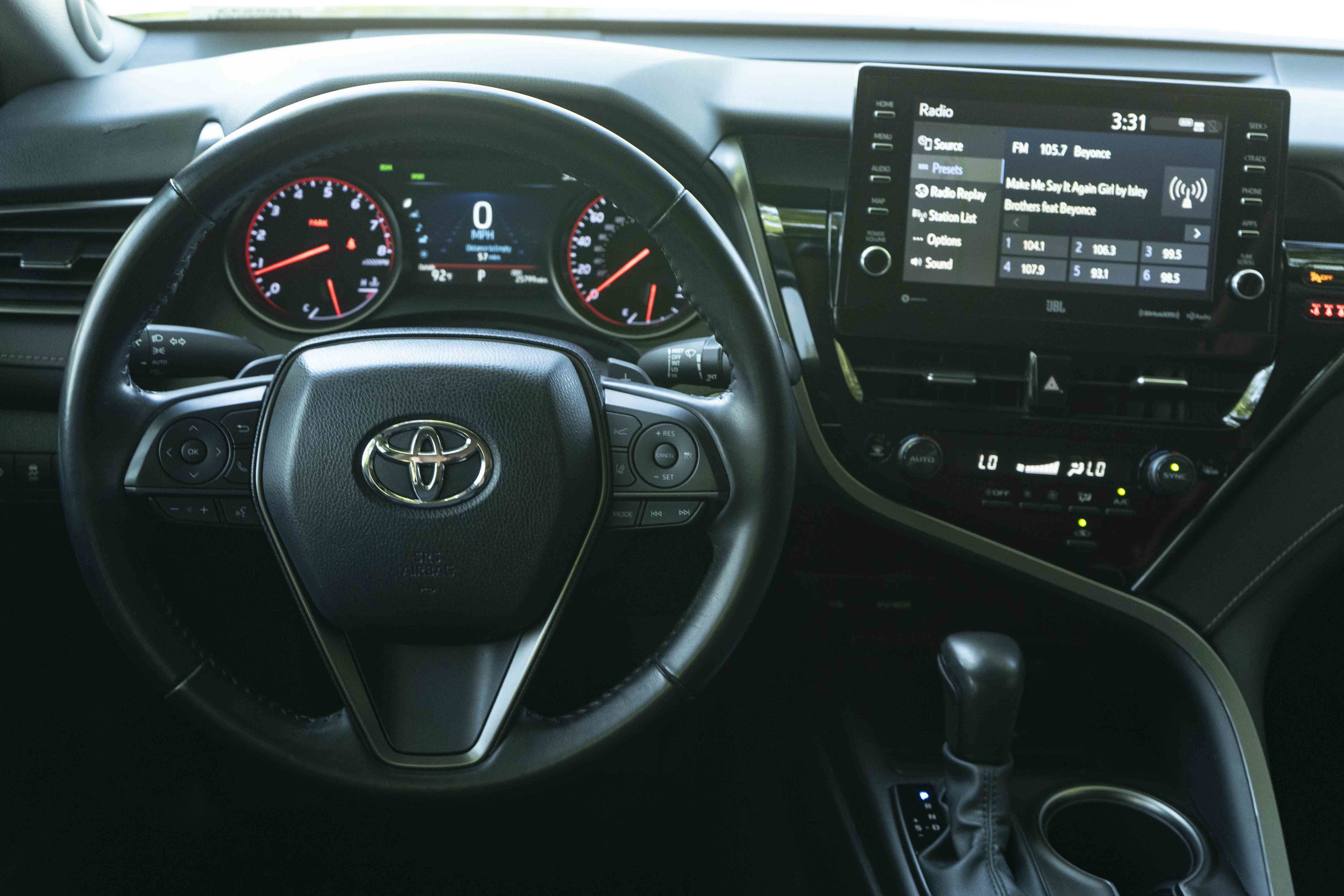 Used 2024 Toyota Camry XSE w/ Navigation Package FWD image 19