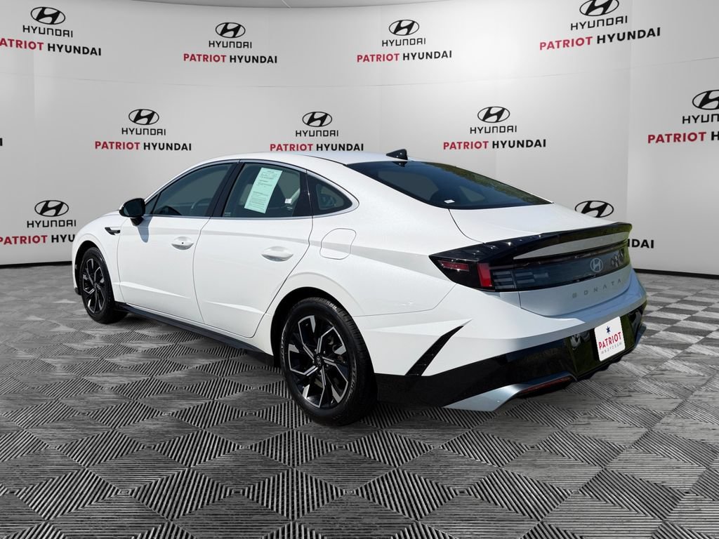 Used 2025 Hyundai Sonata SEL FWD image 5