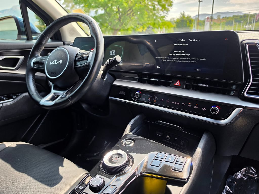 Certified 2023 Kia Sportage EX AWD/4WD image 16