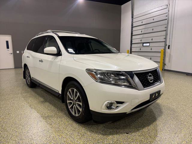 Used 2015 Nissan Pathfinder SL w/ SL Tech Package