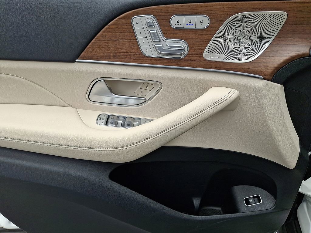 Used 2023 Mercedes-Benz GLE 350 4MATIC image 15